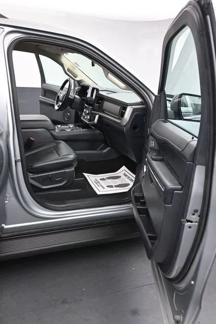 Used 2024 Silver Ford XLT image 13
