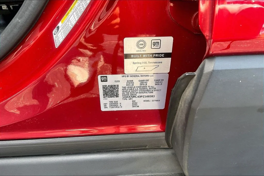Used 2023 Red GMC SLE image 34