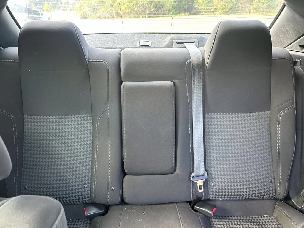 Used 2015 Pitch Black Clearcoat Dodge SXT image 11