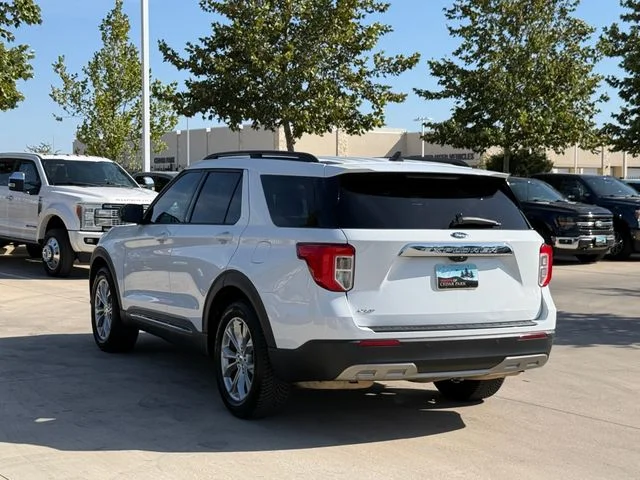 Used 2021 Oxford White Ford XLT image 7