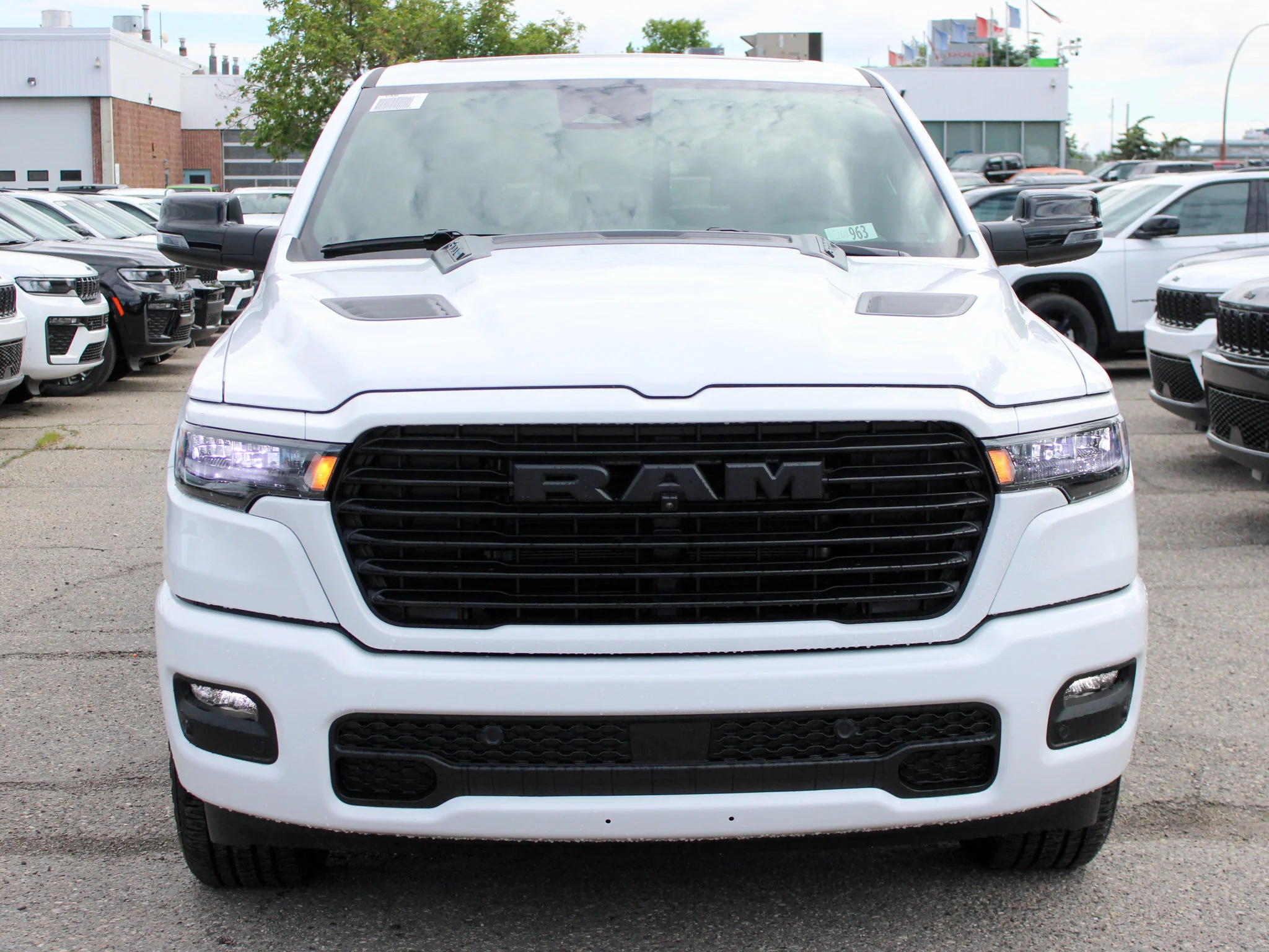 New 2026 White RAM Sport* HEMI V8 image 8