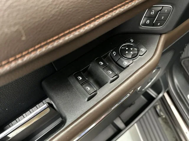 Used 2021 Brown Ford King Ranch image 18