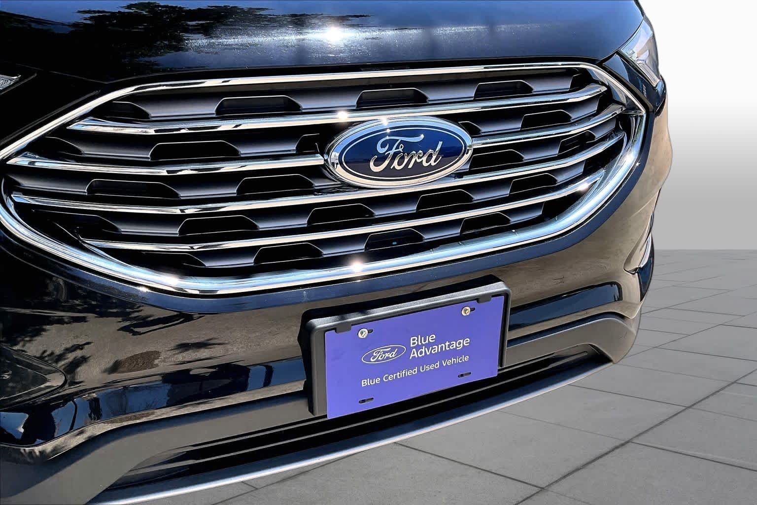 Used 2022 Agate Black Ford SEL image 30