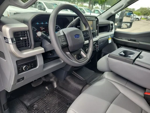 New 2027 Oxford White Ford XL image 17