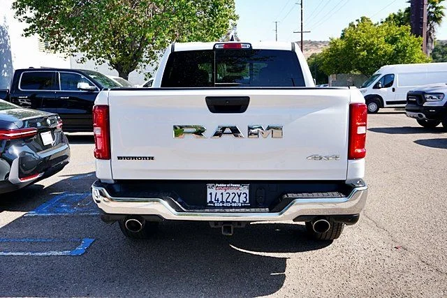 Used 2025 White Ram Big Horn/Lone Star image 9