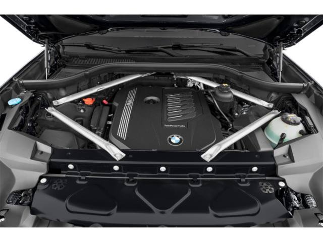 Used 2021 Black Sapphire Metallic BMW xDrive40i image 15