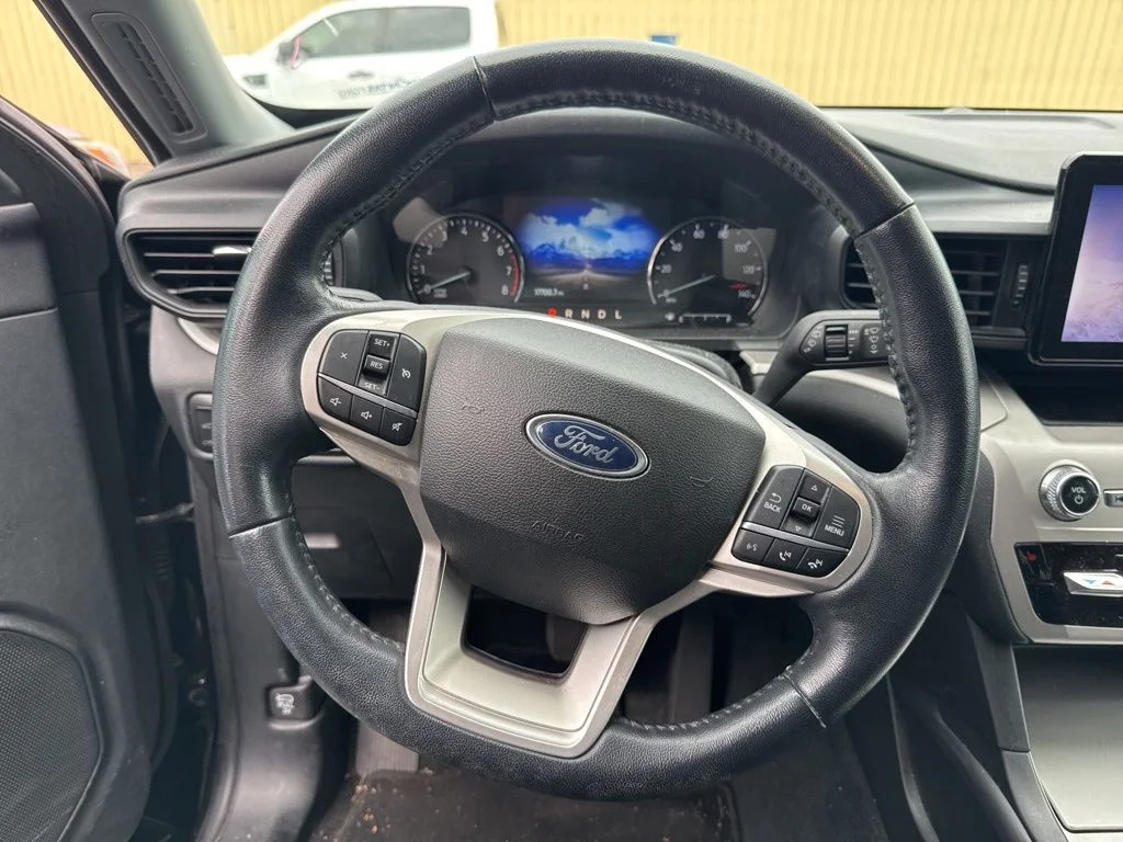 Certified Used 2023 Black Ford XLT image 9