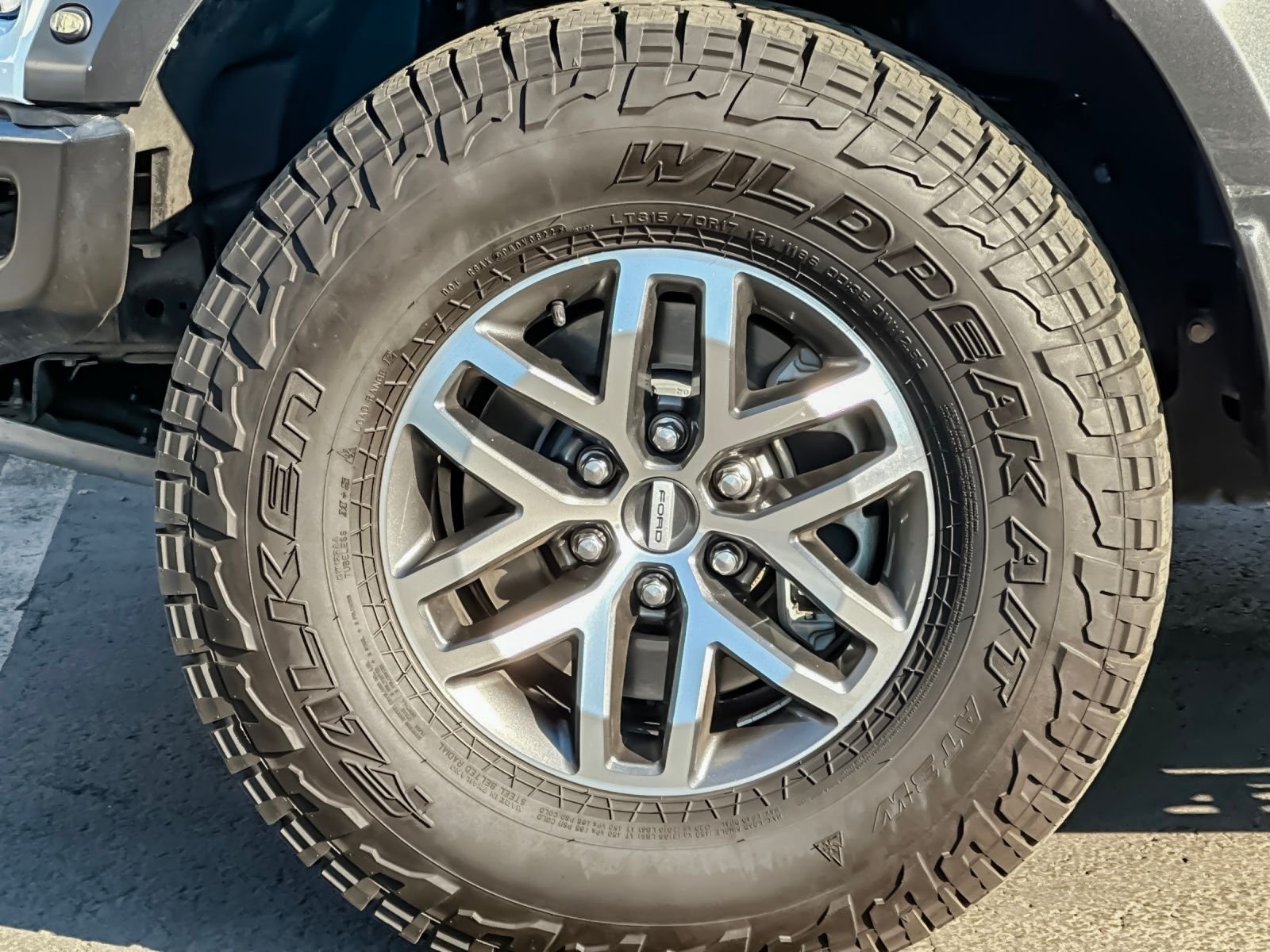 Used 2018 White Ford Raptor image 26