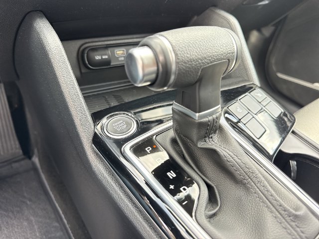 2025 Kia Sportage EX - Photo 20