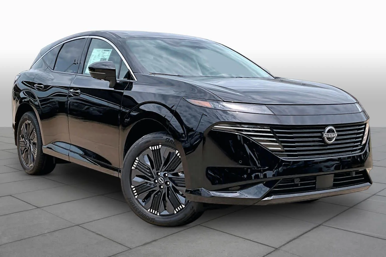 New 2026 Super Black Nissan Platinum image 2