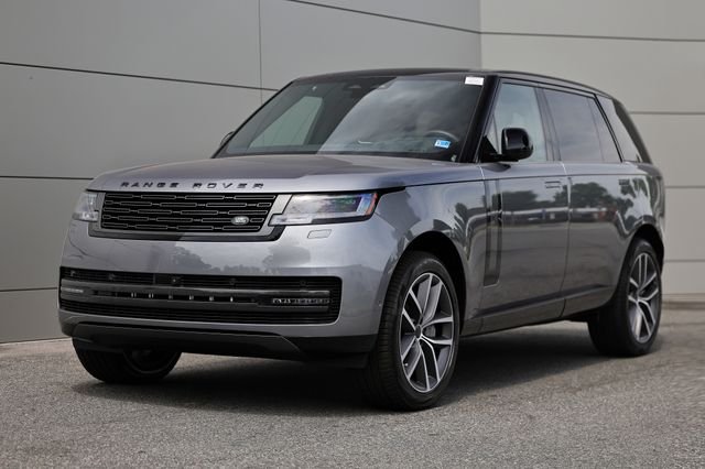 2026 Land Rover Range Rover SE LWB 7-Seats / V8