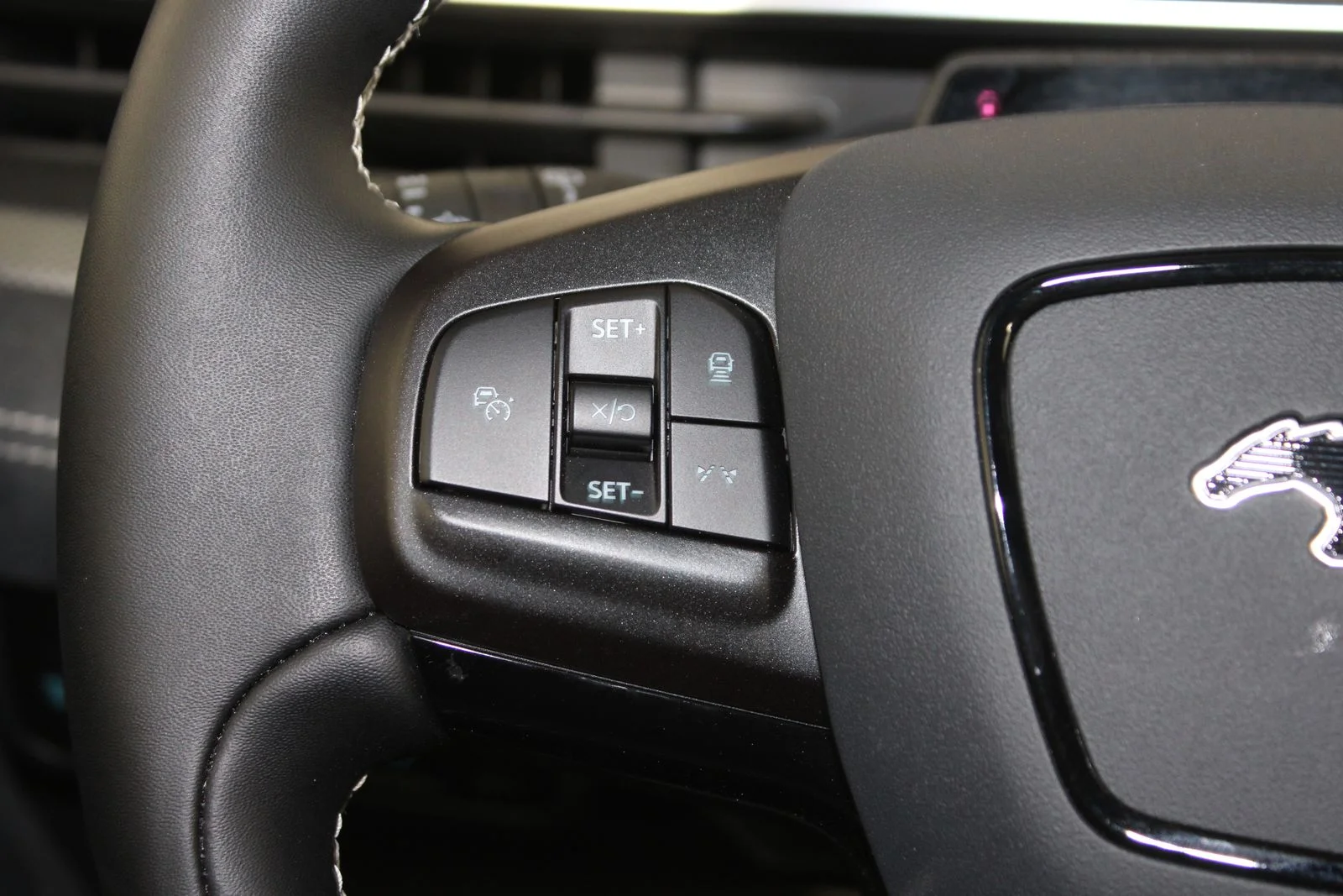 Used 2025 Green Ford GT image 20