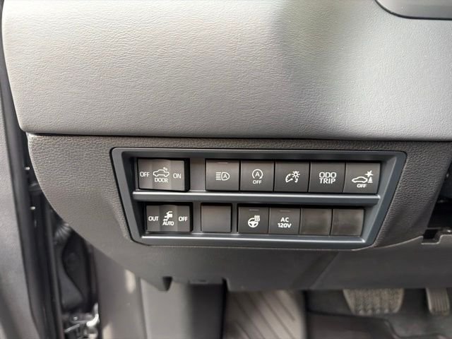 New 2026 Magnetic Gray Metallic Toyota  Platinum image 15