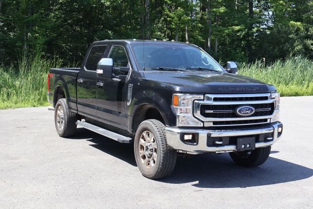 Used 2020 Black Metallic Ford Lariat image 8