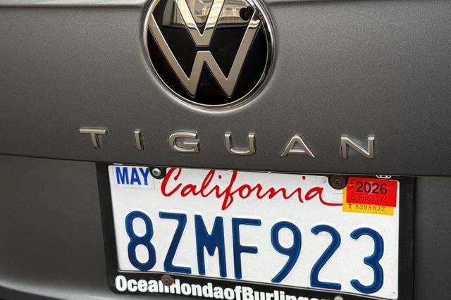 Used 2022 Platinum Gray Metallic Volkswagen 2.0T S image 10