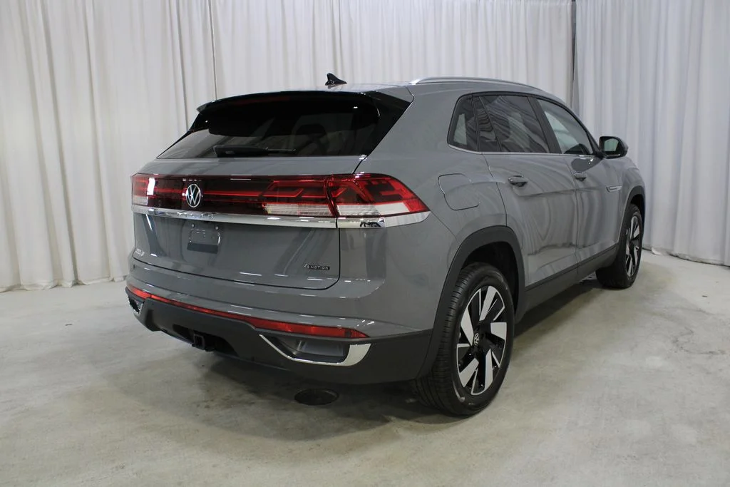 New 2026 Gray Volkswagen 2.0T SE w/Technology image 25