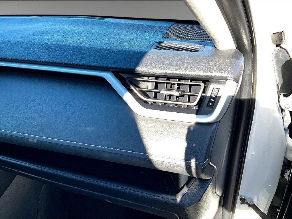 Used 2025 White Toyota XLE image 13