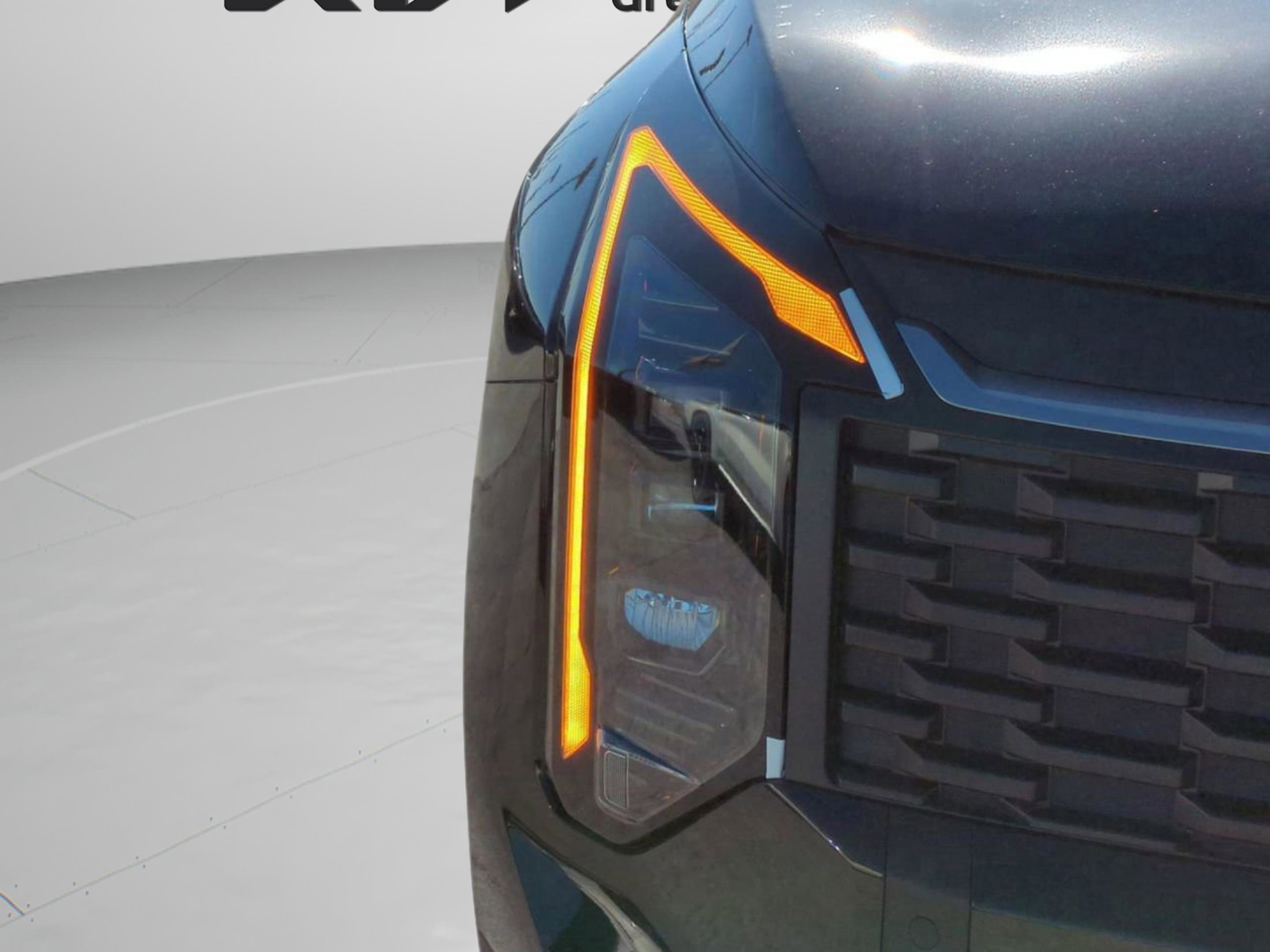 New 2026 Fusion Black Kia LX image 11
