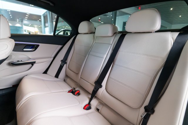 New 2026 Polar White Mercedes-Benz C 300 image 65