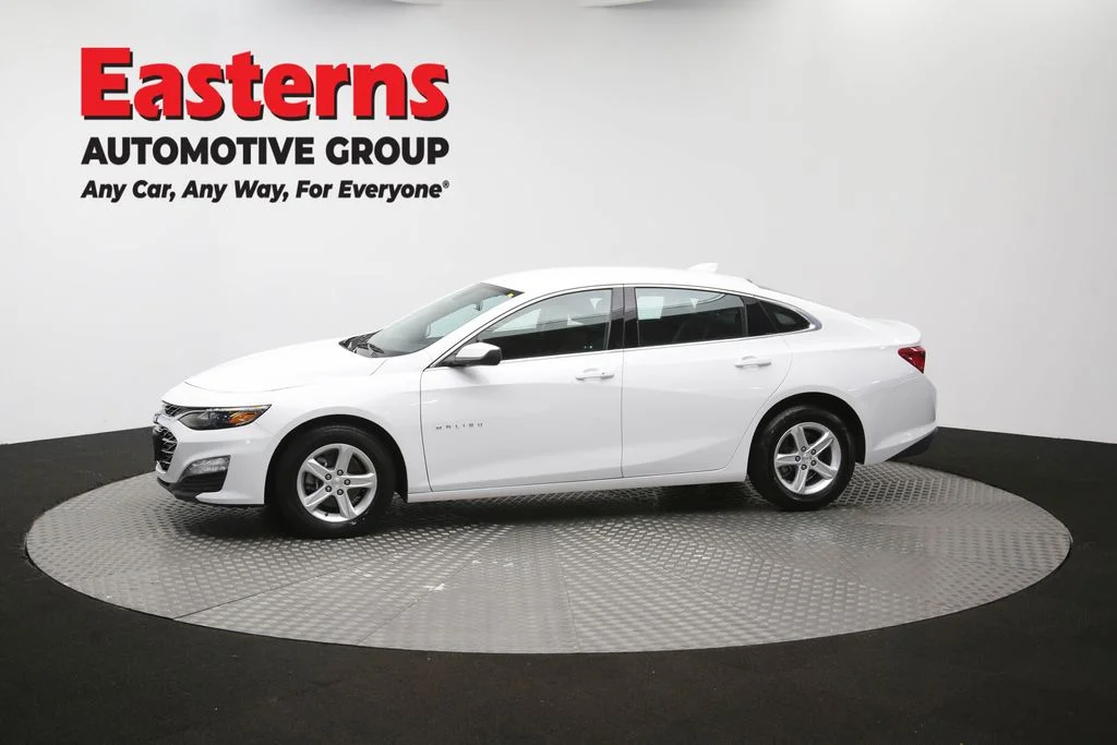 Used 2024 White Chevrolet LT image 58
