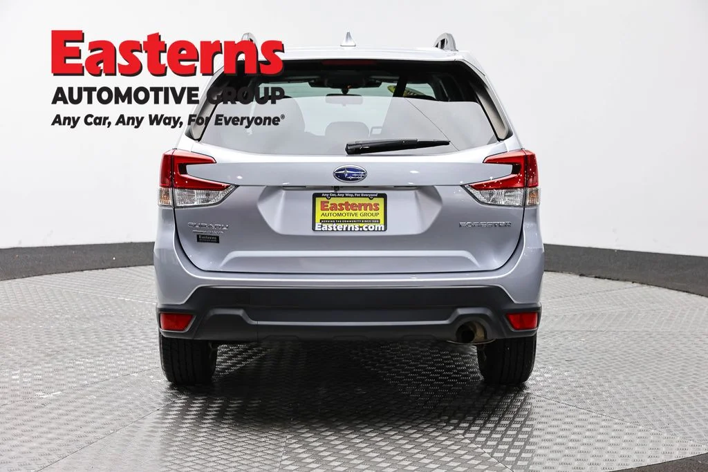 Used 2022 Silver Subaru Premium image 6