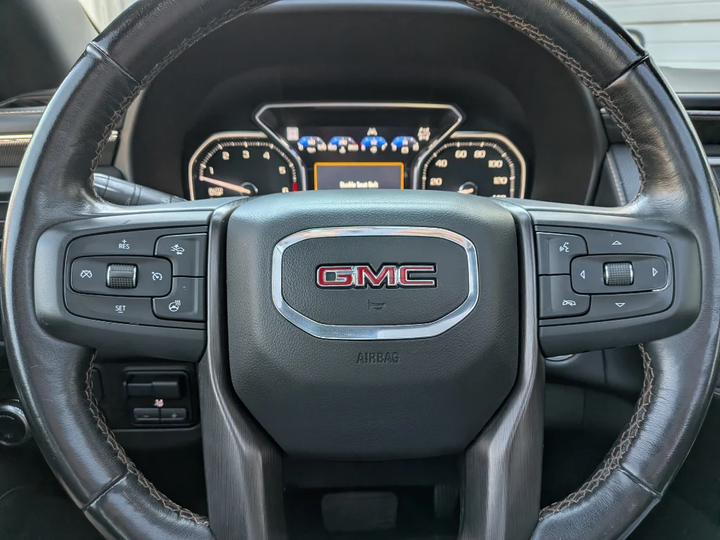 Used 2021 Summit White GMC AT4 image 8