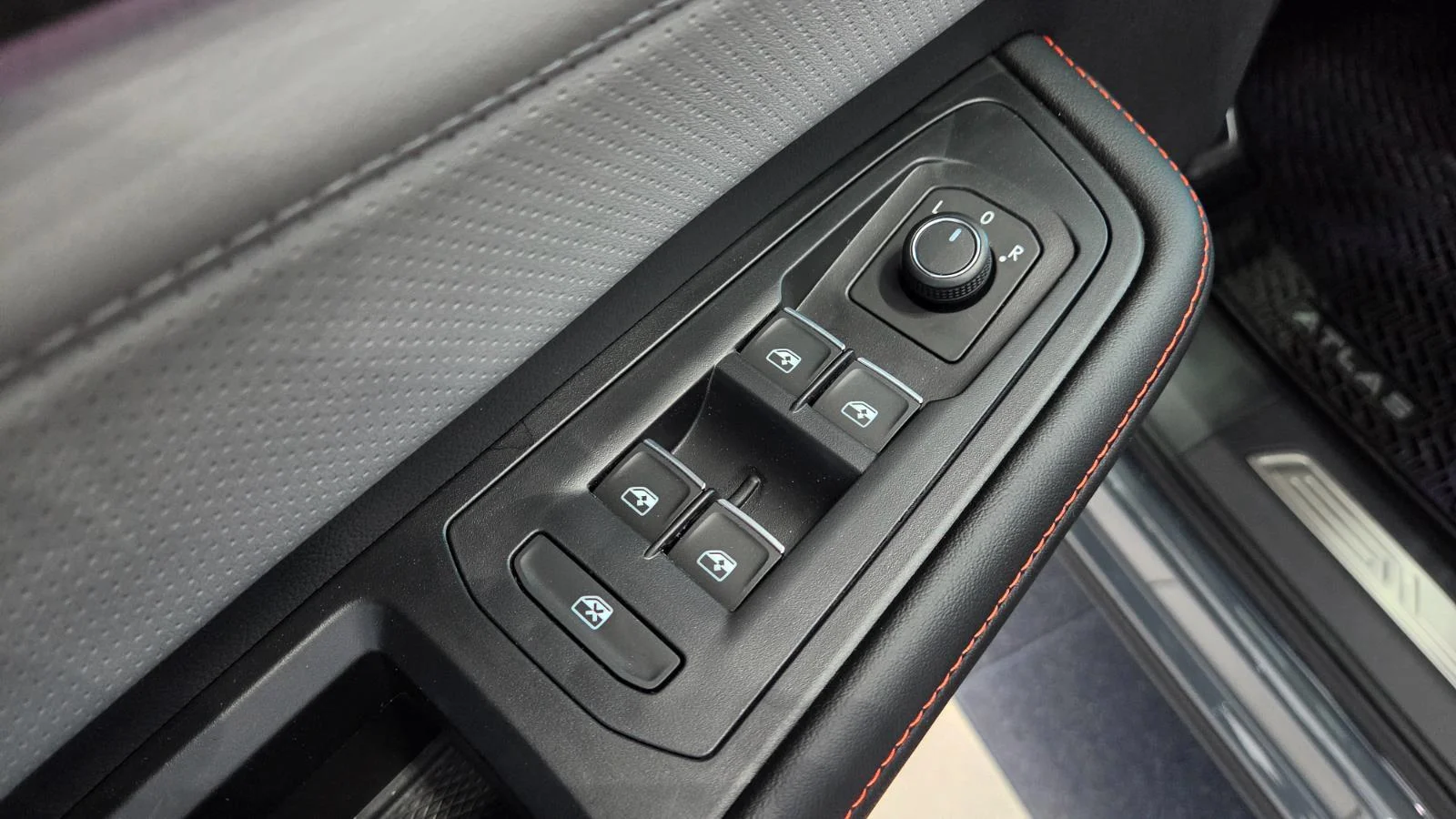 2026 Volkswagen Atlas Atlas Peak Edition - Photo 17