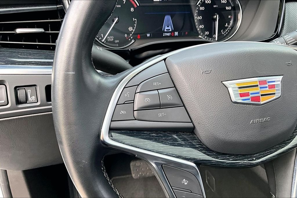 Used 2025 White Cadillac Premium Luxury image 20