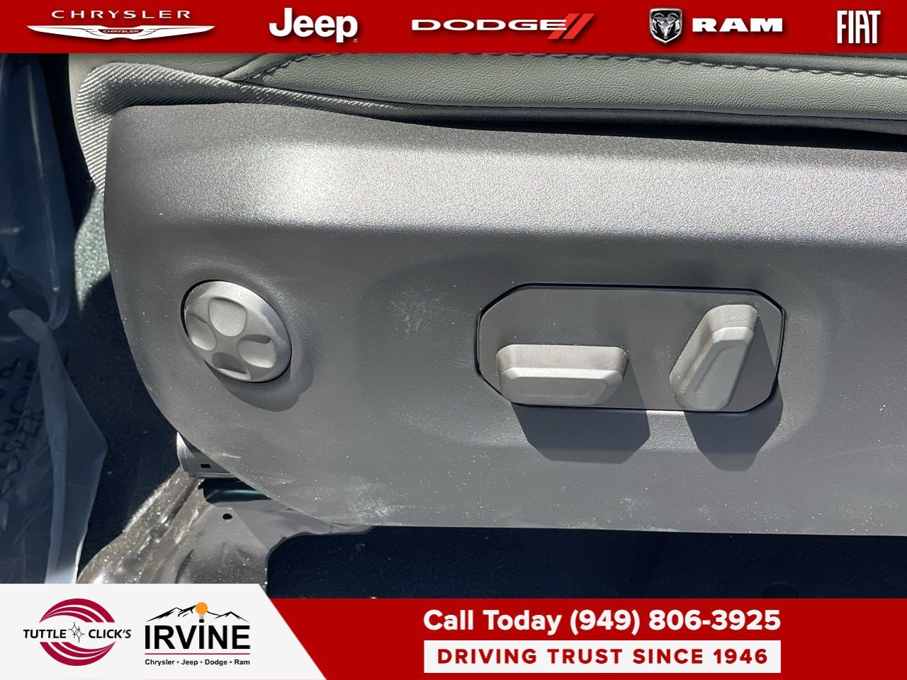 New 2026 Anvil Clear-Coat Exterior Paint Jeep Mojave X image 22
