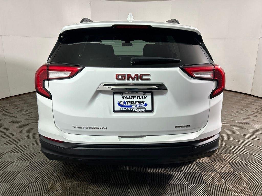 Used 2023 Summit White GMC SLE image 7