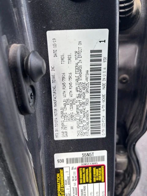 Used 2020 Gray Toyota SR5 image 9