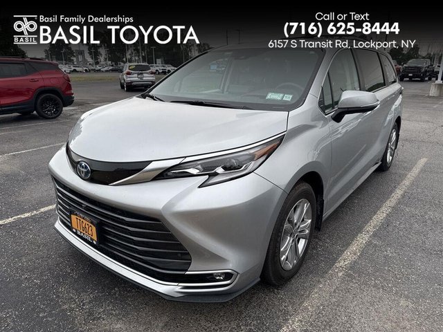 2023 Toyota Sienna Platinum 7-Passenger