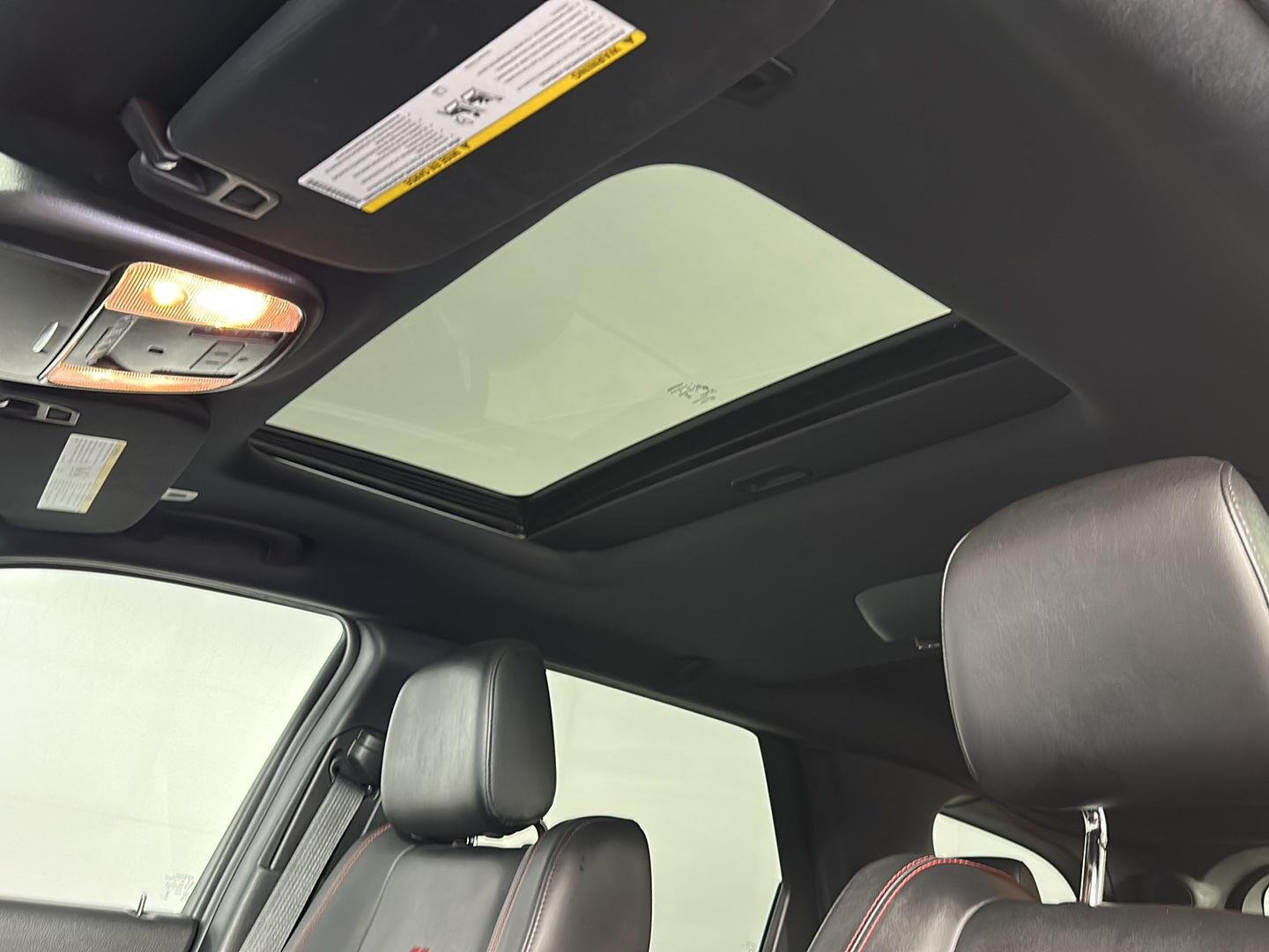 Used 2025 Vapour Grey Dodge R/T image 27