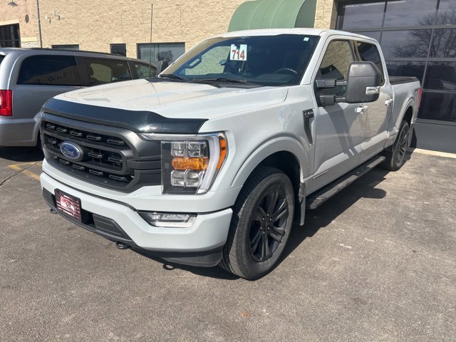 Used 2023 Avalanche Ford XLT image 2