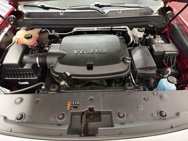 Used 2017 Quartz GMC SLE1 image 45