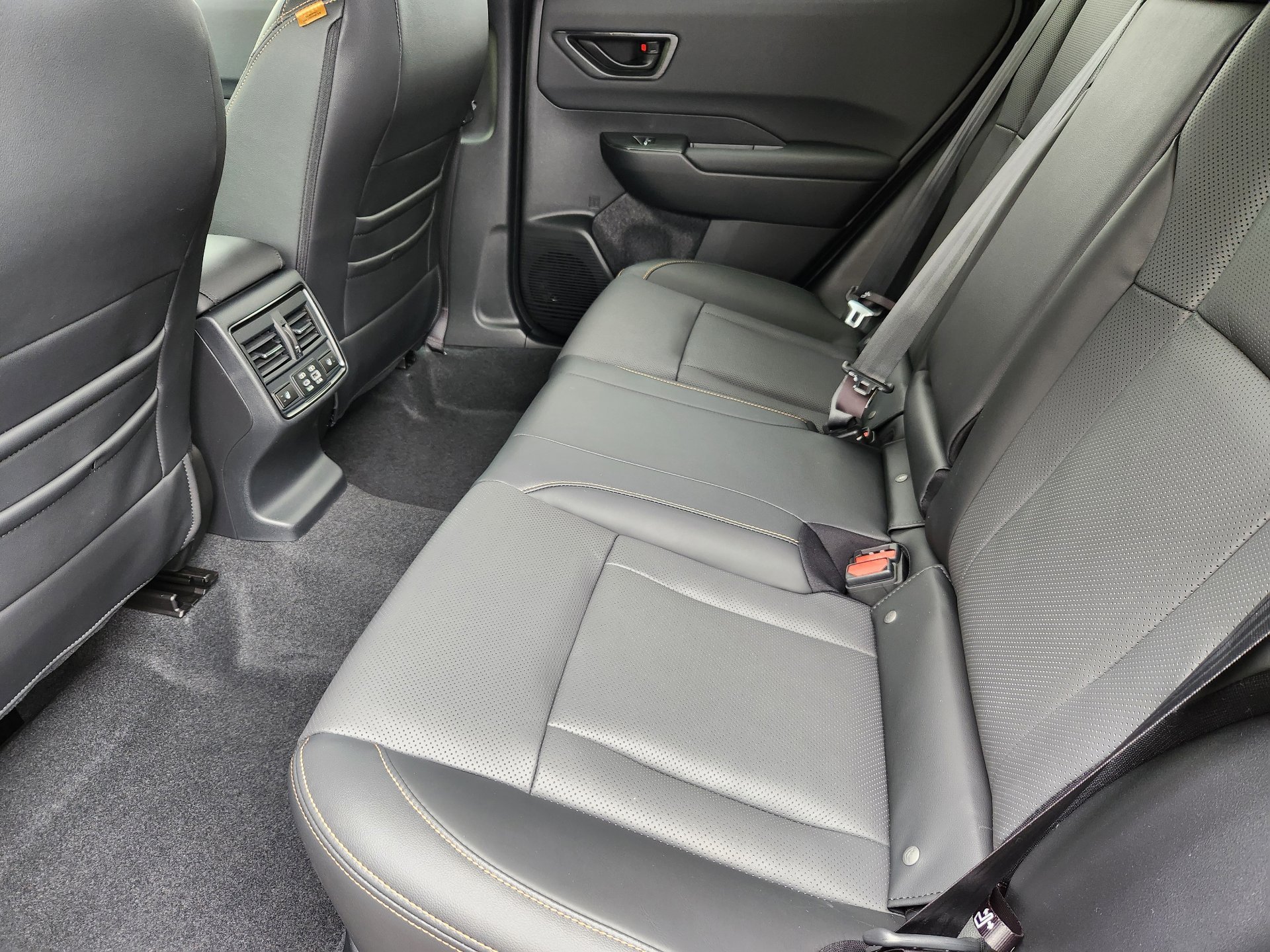 New 2026 CRYSTAL WHITE PEARL Subaru Wilderness image 23