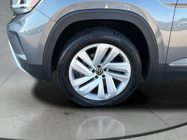 Used 2021  Volkswagen SEL image 29