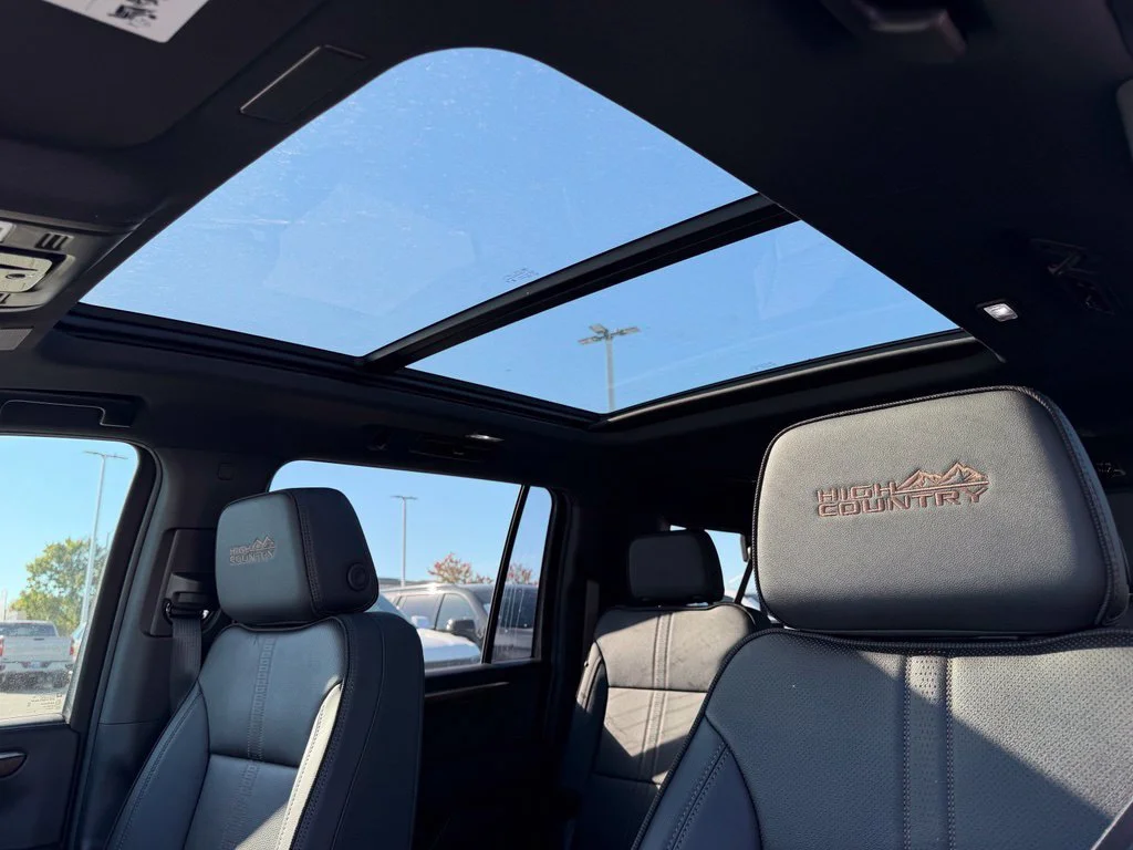 2026 Chevrolet Suburban High Country - Photo 33