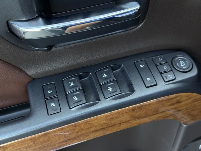 Used 2015 BLACK Chevrolet High Country image 28