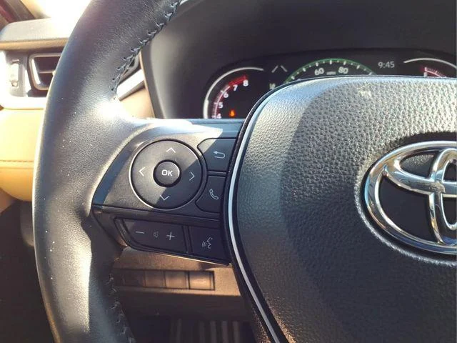 Certified Used 2023 RUBY FLARE PEARL Toyota  image 24