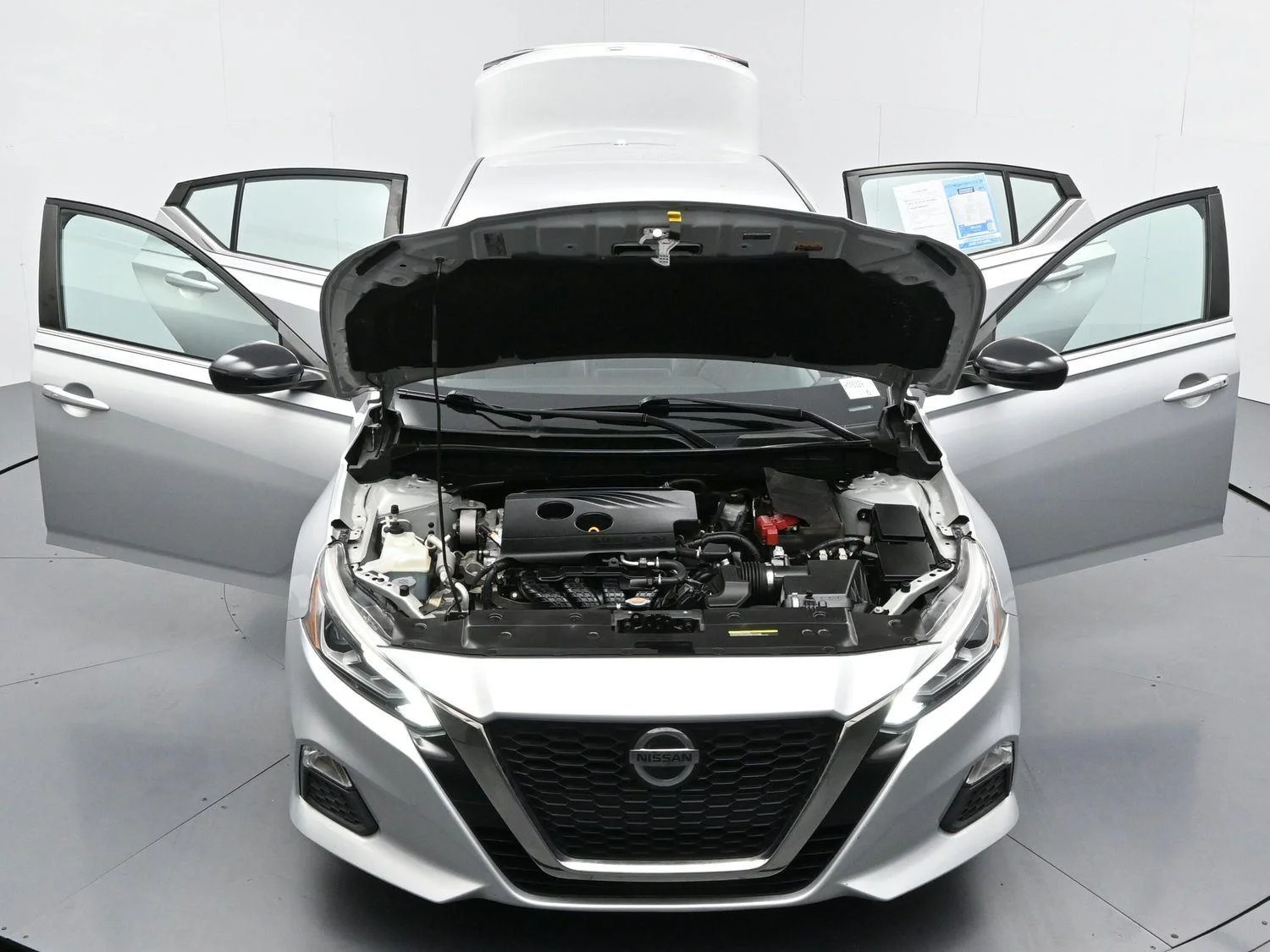 Used 2020 Brilliant Silver Metallic Nissan 2.5 SR image 38