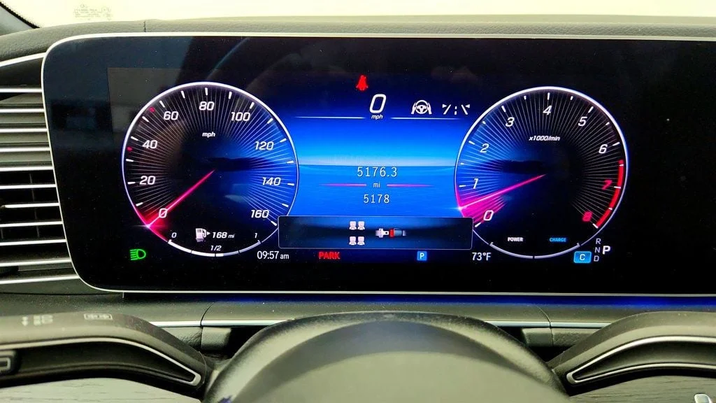 Used 2025 Obsidian Black Metallic Mercedes-Benz GLS 450 4MATIC® SUV w/ Trailer Hitch image 14