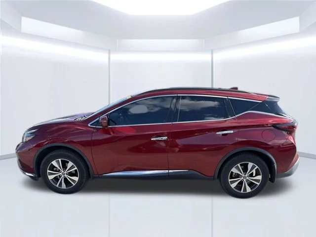 Used 2022 Red Nissan SV image 10