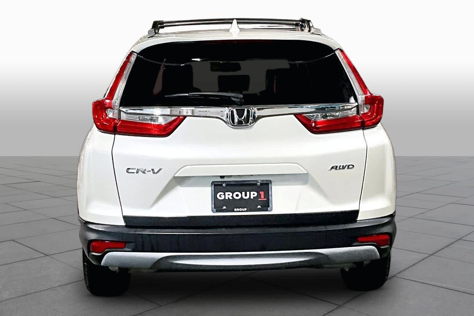 Used 2017 White Diamond Pearl Honda EX-L image 5