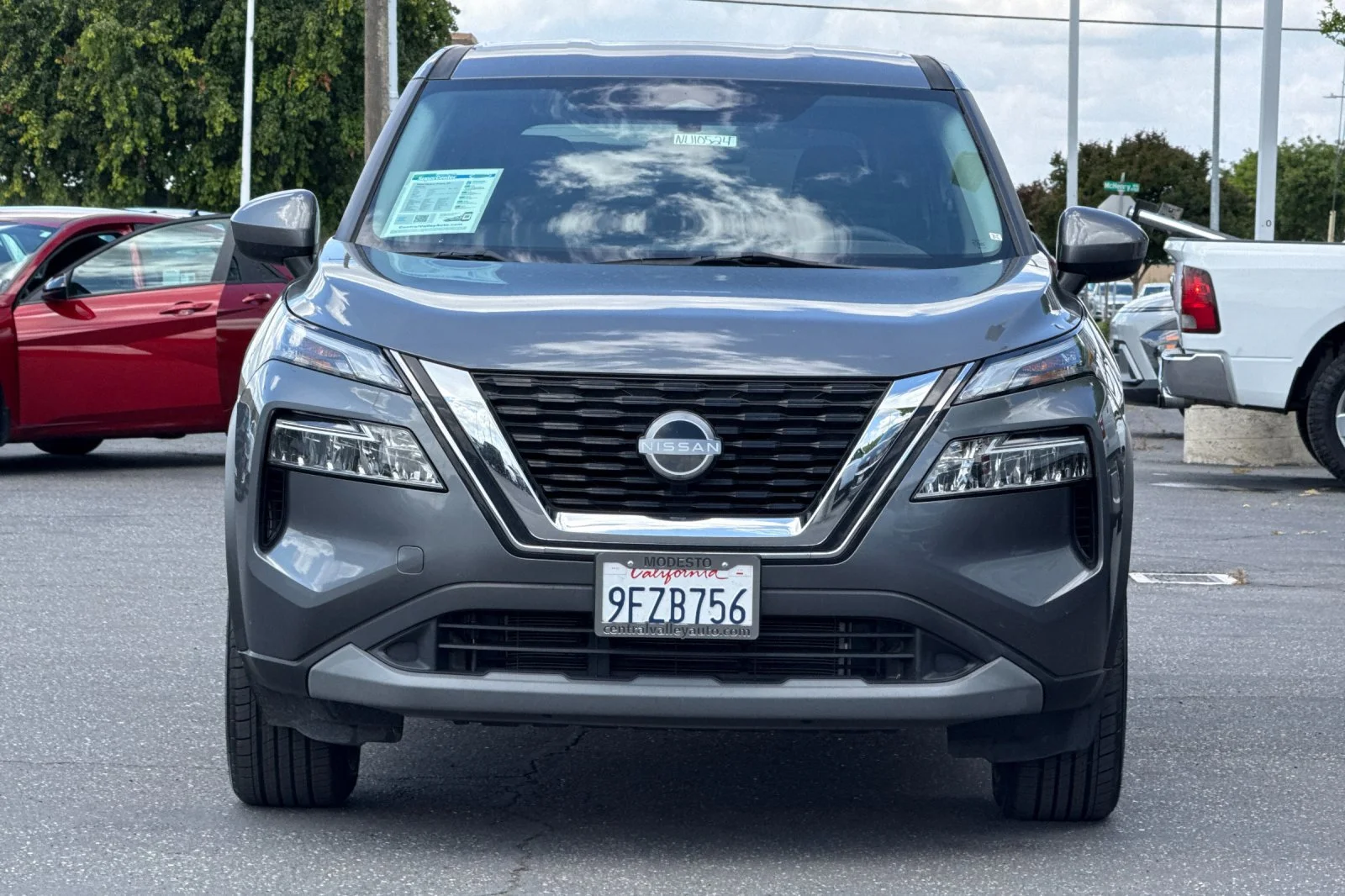 Used 2023 Gun Metallic Nissan SV image 9