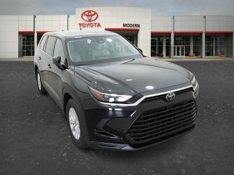 New 2026 Midnight Black Met Toyota Hybrid XLE image 8
