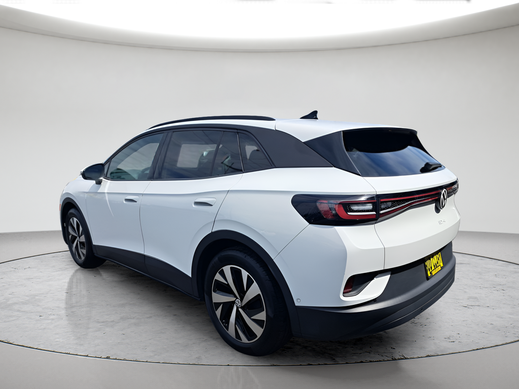 Used 2024 White/off-white Volkswagen Standard image 5