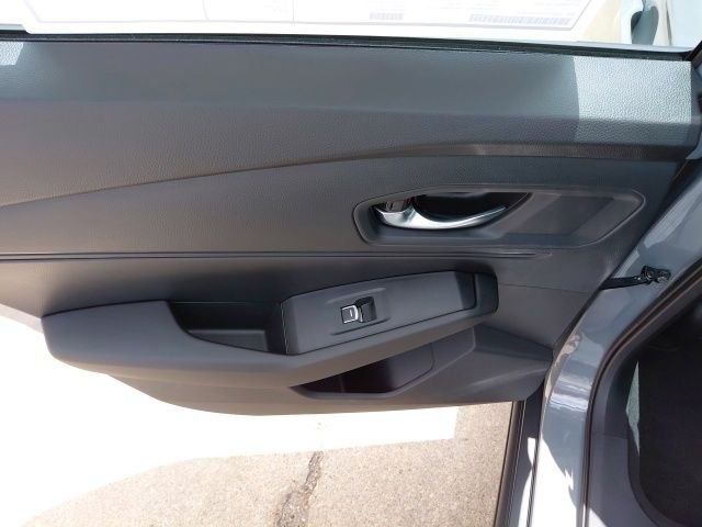 New 2026 Urban Gray Pearl Honda SE image 27