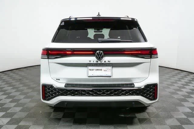 New 2026 Opal White Pearl Volkswagen SE R-Line Black image 25