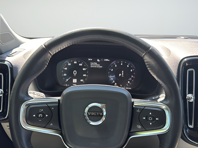 Used 2021 Blue Volvo Momentum image 11